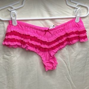 NEW: Torrid Ruffle Cheeky Thong - Plus Size 1X - Hot Pink